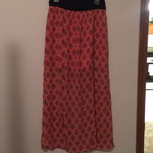 No boundaries skirt